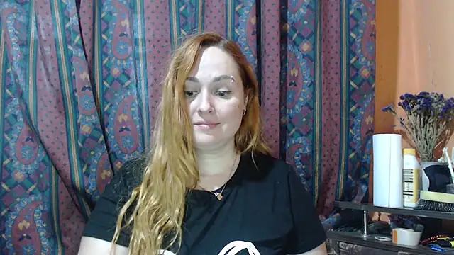 Foxy_Kate3333's cam snapshot