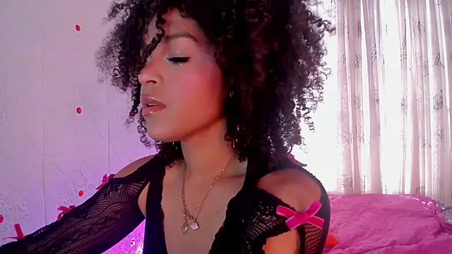 Serena_Fey's cam snapshot