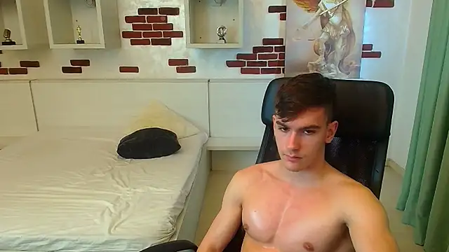 BradyFlint live sex cam
