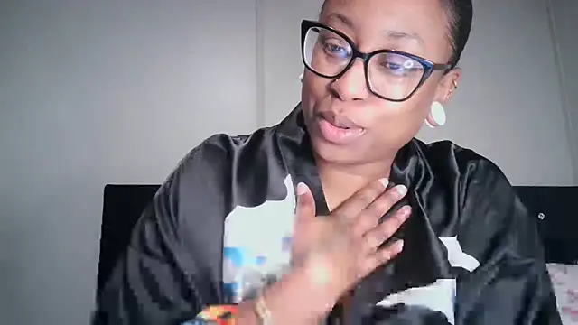 Nyxie_Chaos live sex cam