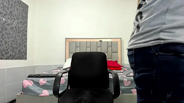 simookeler live sex cam