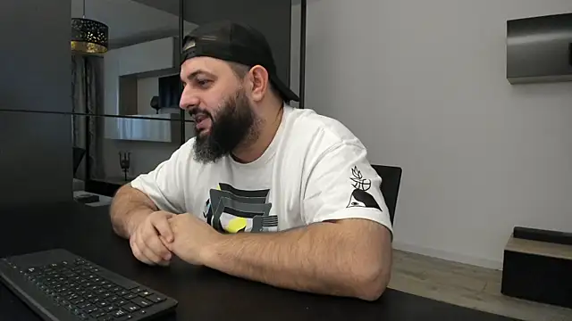 DravenPeak live sex cam