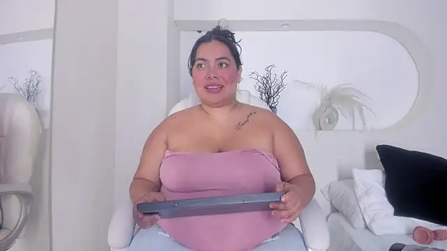 tatijara live sex cam