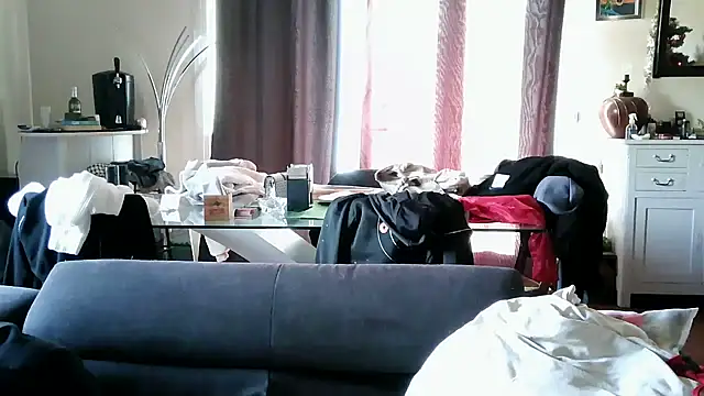 _little_blake's cam snapshot