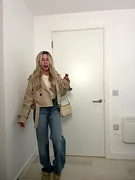 SexySaraxxoo's cam snapshot