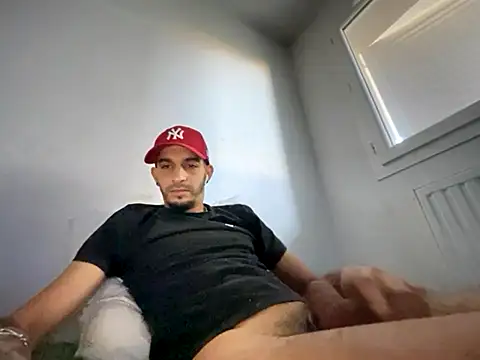 Rebeu313 live sex cam