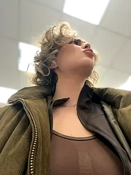 KellyKeler live sex cam