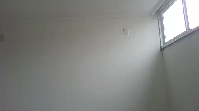 JUNINHOLEKEJR live sex cam