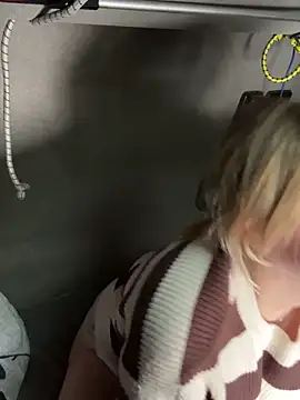 Nallinee live sex cam