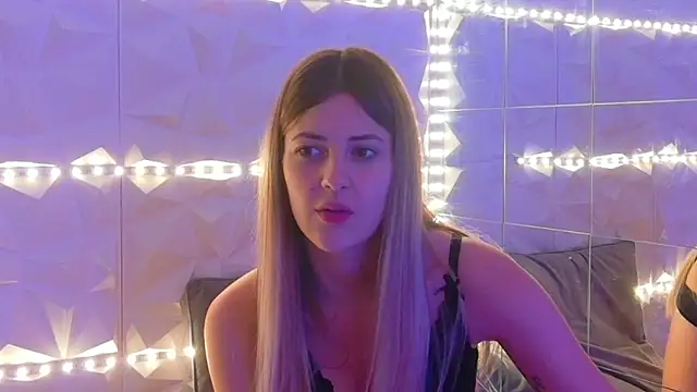 Aishha_ live sex cam