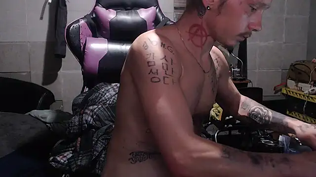 mastertrap live sex cam