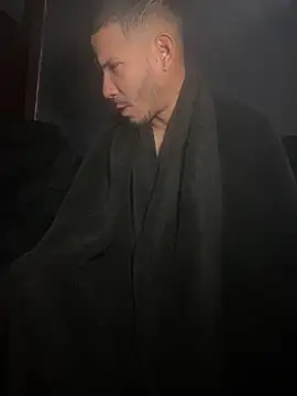 Chico_Bellaco live sex cam