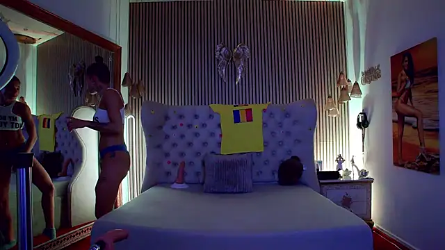 PlayfulShow live sex cam