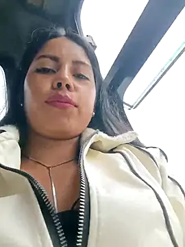 _andrea30 live sex cam