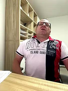 coupleLatinaLovers live sex cam