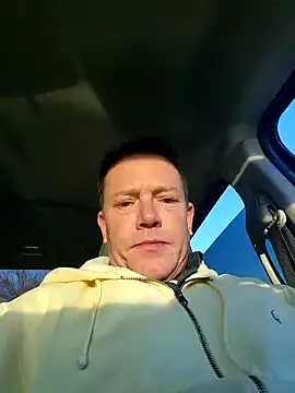 Bigtater1999 live sex cam