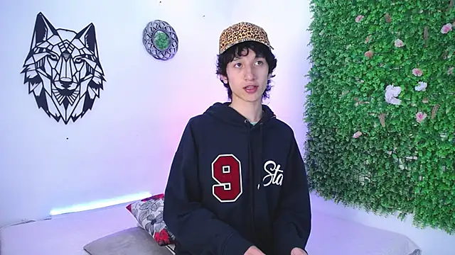 Emo_Boy_ live sex cam