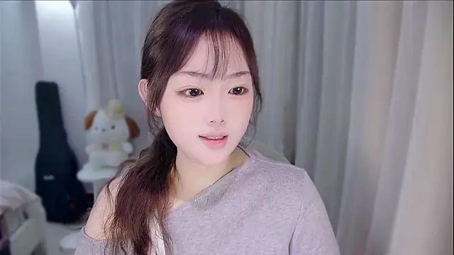 YUANYUAN-A live sex cam
