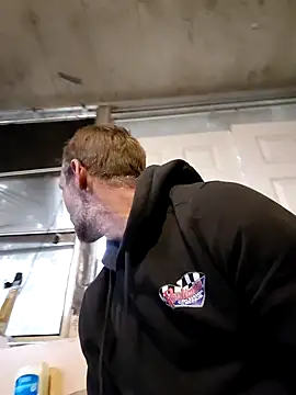 Hungwell1515 live sex cam