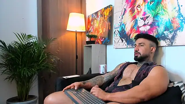 naugthy_dominant live sex cam