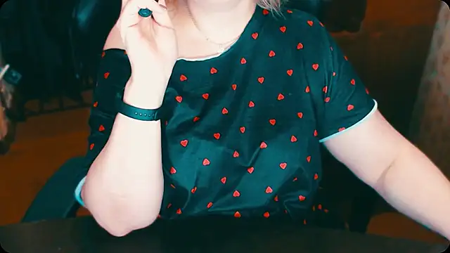 AlisaHot55 live sex cam