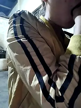 gugu0022's cam snapshot