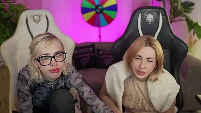 Jessica_start's cam snapshot