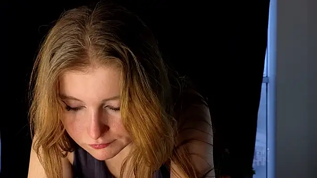 NightSaffron's cam snapshot