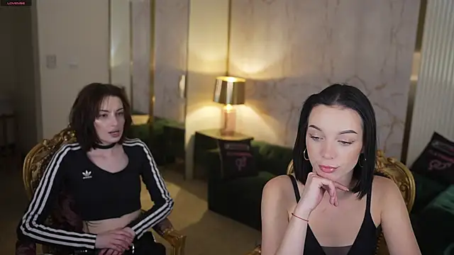 Rita_Moon054's cam snapshot