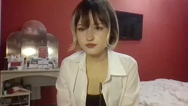 SkylaPorter's cam snapshot