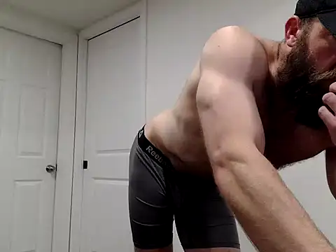 clarkefitness live sex cam