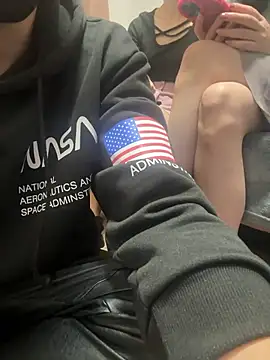 Stretch-man live sex cam