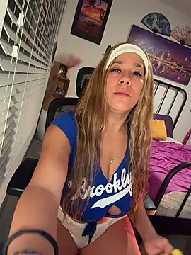 Bigbuttbrooklynn live sex cam