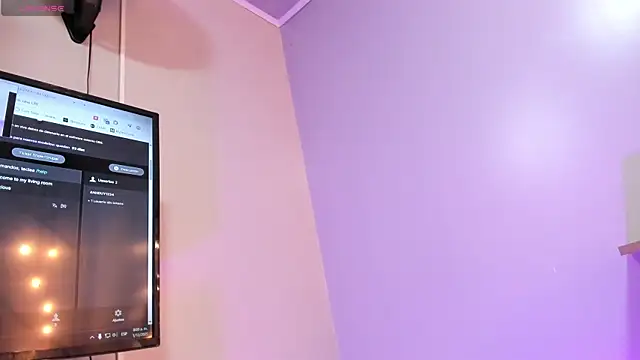 SarahSaenz_'s cam snapshot