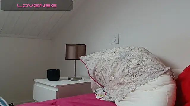 Tombgy07's cam snapshot