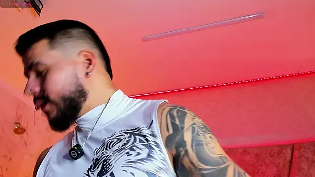 DickGriffith_'s cam snapshot