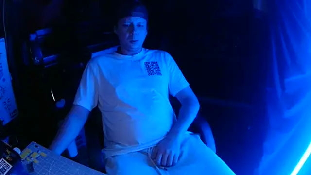 Bowerboi's cam snapshot