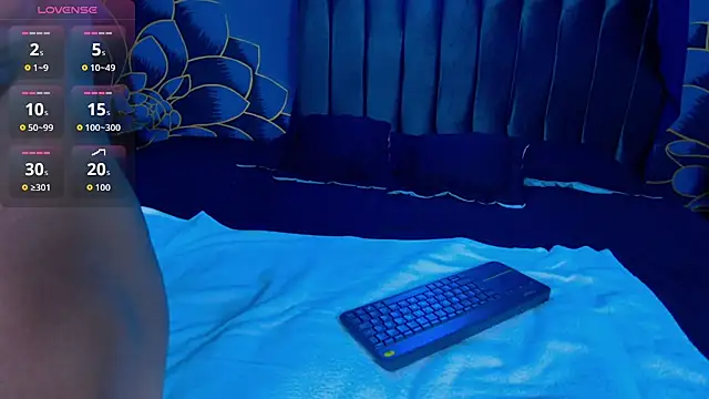 Liam_Sinclair's cam snapshot