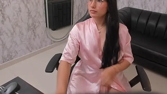 Tinni_Rosse's cam snapshot