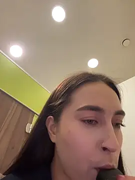 Holly_Play's cam snapshot