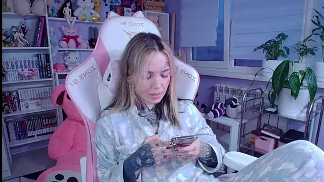 Catharsisi's cam snapshot