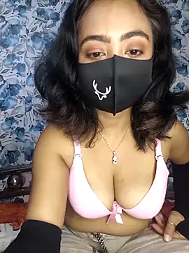 _DesigirlRoshni's cam snapshot