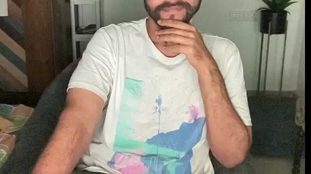 MakeMeAwareAah's cam snapshot