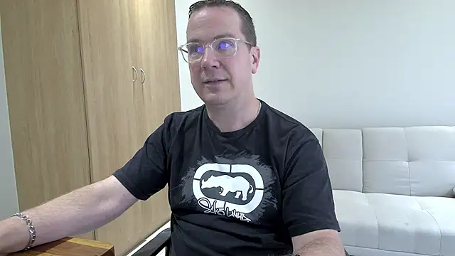 BrettJ81's cam snapshot