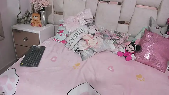 MiaKahali's web cam
