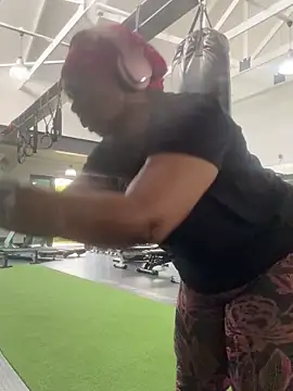 Bootyliciouse21X's cam snapshot