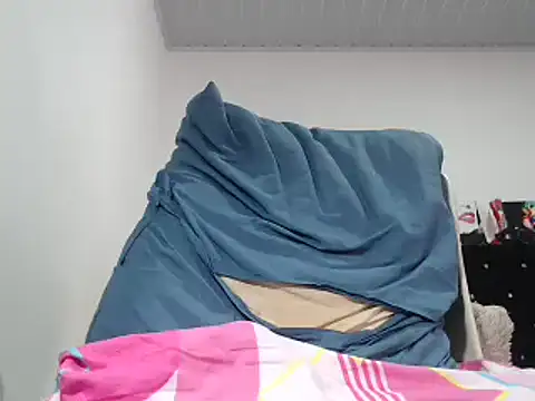 pamelabigcock69 live sex cam