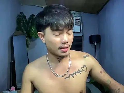 cutievrinx's cam snapshot