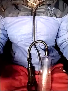 HIIMSINGLEBOY's cam snapshot