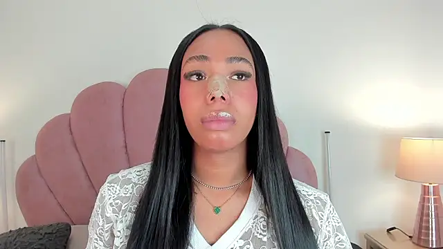 Nicole_Paradise live sex cam